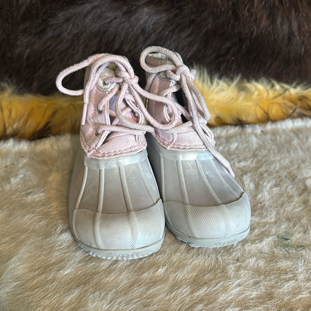 Sperry boots 9 (3600)